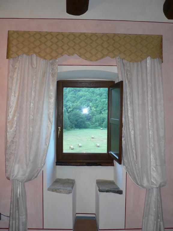 Agriturismo Casale La Palombara Cerreto di Spoleto Habitación foto