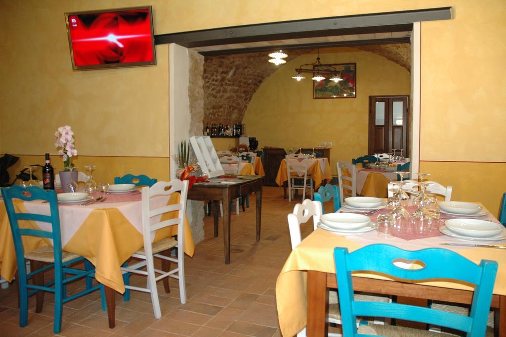 Agriturismo Casale La Palombara Cerreto di Spoleto Exterior foto